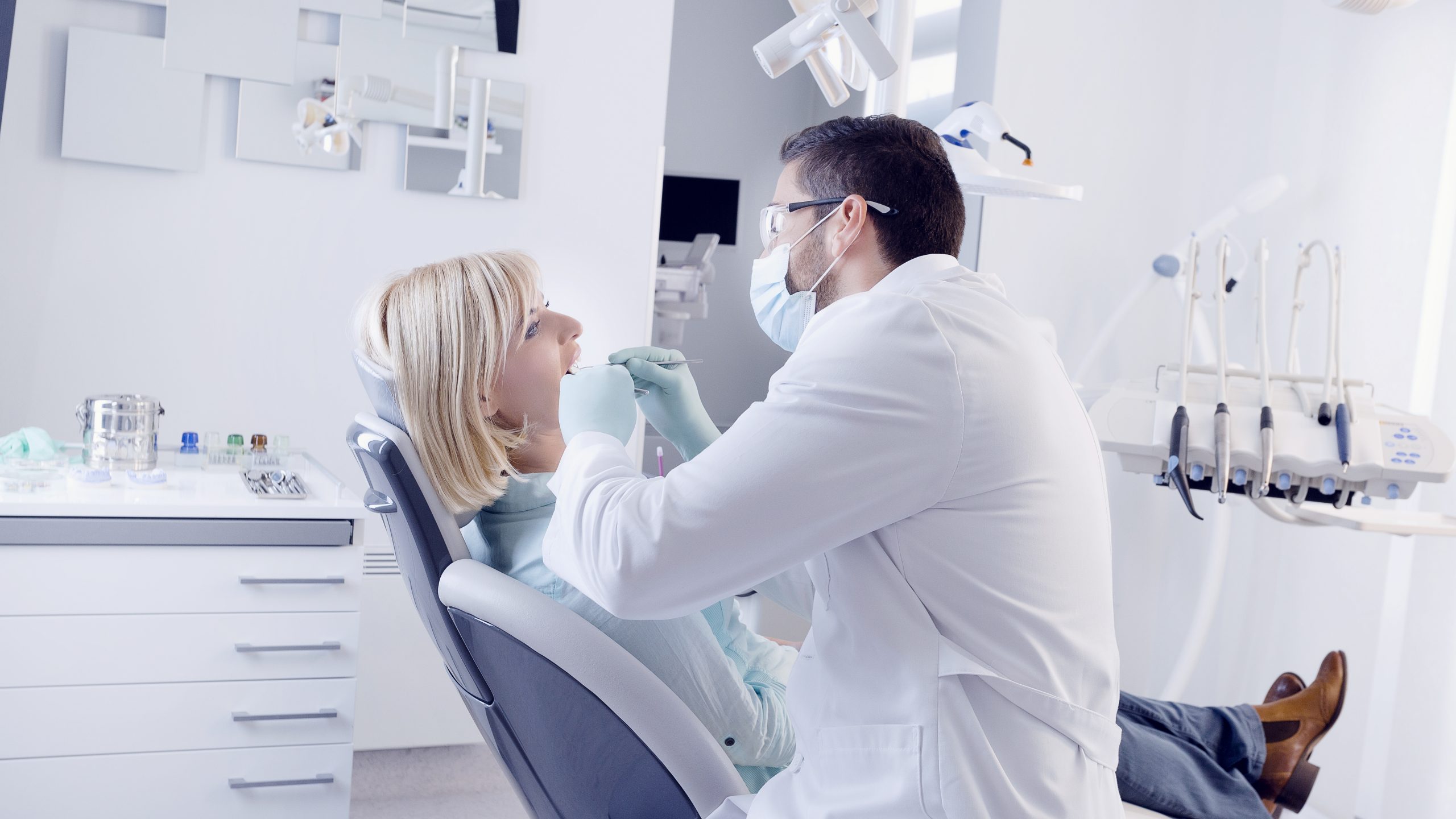 Dentist in Eldorado, IL